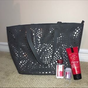 Bath & Body Works Tote and Product set